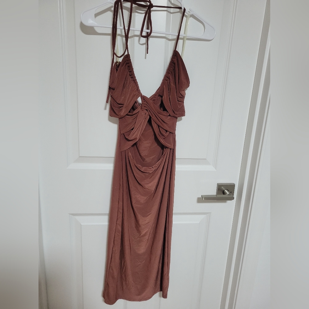 Sabora Backless Brown Dress
